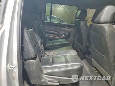 Zdjęcie 11 z 13 samochodu: 2019 CHEVROLET SUBURBAN K1500 LT VIN:1GNSKHKC9KR390854 - miniatura