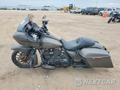 Trzecie zdjęcie samochodu z tyłu: 2019 HARLEY-DAVIDSON FLTRXS VIN:1HD1KTP13KB675944 - miniatura