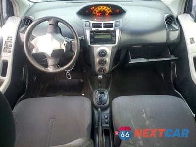 Zdjęcie 8 z 13 samochodu: 2010 TOYOTA YARIS BASE VIN:JTDKT4K35A5321776 - miniatura