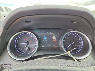 Zdjęcie 9 z 12 samochodu: 2018 TOYOTA CAMRY L VIN:4T1B11HK0JU070556 - miniatura