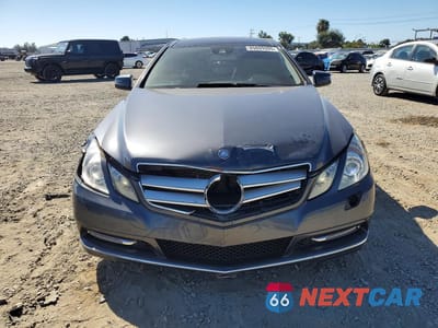 Piąte zdjęcie samochodu w środku: 2013 MERCEDES-BENZ E 350 VIN:WDDKJ5KB1DF202811 - miniatura