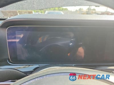 Zdjęcie 9 z 12 samochodu: 2018 MERCEDES-BENZ E 300 4MATIC VIN:WDDZF4KBXJA320763 - miniatura