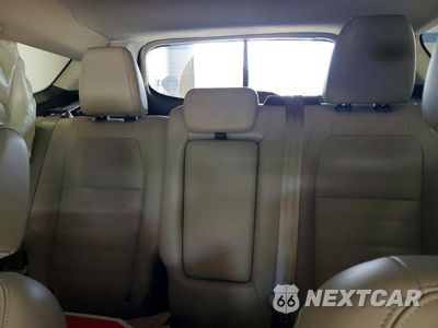 Zdjęcie 10 z 13 samochodu: 2017 FORD ESCAPE TITANIUM VIN:1FMCU0J99HUE43889 - miniatura