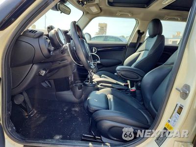 Zdjęcie 7 z 12 samochodu: 2020 MINI COOPER S VIN:WMWXU9C07L2L56292 - miniatura
