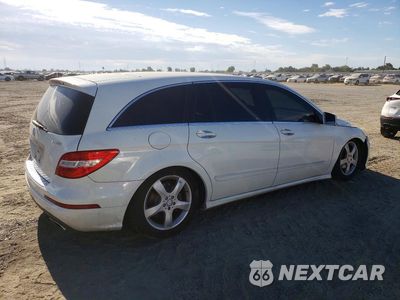 Trzecie zdjęcie samochodu z tyłu: 2011 MERCEDES-BENZ R 350 4MATIC VIN:4JGCB6FE7BA113434 - miniatura