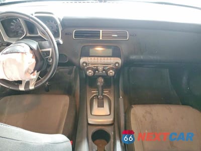 Zdjęcie 8 z 12 samochodu: 2010 CHEVROLET CAMARO LT VIN:2G1FB1EV6A9160480 - miniatura
