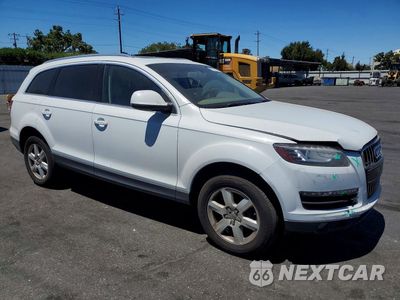 Czwarte zdjęcie samochodu z boku: 2014 AUDI Q7 PREMIUM PLUS VIN:WA1LGAFE0ED004738 - miniatura