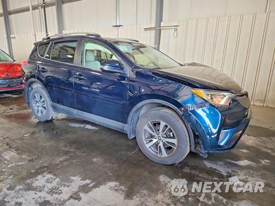 Czwarte zdjęcie samochodu z boku: 2018 TOYOTA RAV4 XLE VIN:JTMRFREV6JJ245556 - miniatura