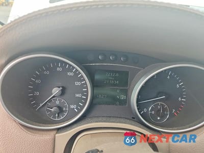 Zdjęcie 9 z 13 samochodu: 2008 MERCEDES-BENZ GL 450 4MATIC VIN:4JGBF71E48A438399 - miniatura