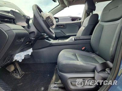 Zdjęcie 7 z 13 samochodu: 2026 TOYOTA RAV4 LIMITED VIN:JTM6CRAV6TD302535 - miniatura