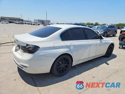 Trzecie zdjęcie samochodu z tyłu: 2018 BMW 330 I VIN:WBA8B9G51JNU96012 - miniatura