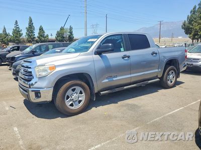 2016 TOYOTA TUNDRA CREWMAX SR5 5TFEM5F19GX100011 - główne zdjęcie licytacji z USA - miniatura