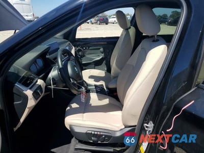 Zdjęcie 7 z 13 samochodu: 2021 BMW X1 XDRIVE28I VIN:WBXJG9C06M5S70538 - miniatura