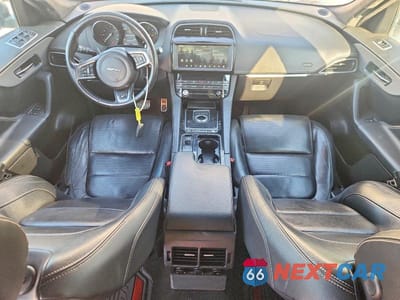 Zdjęcie 8 z 13 samochodu: 2020 JAGUAR F-PACE S VIN:SADCM2FV3LA641324 - miniatura