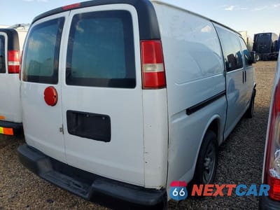 Trzecie zdjęcie samochodu z tyłu: 2014 CHEVROLET EXPRESS G1500 VIN:1GCSGAFX6E1155698 - miniatura