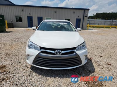 Piąte zdjęcie samochodu w środku: 2017 TOYOTA CAMRY LE VIN:4T1BF1FK0HU730139 - miniatura
