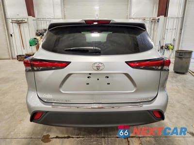 Zdjęcie 6 z 13 samochodu: 2022 TOYOTA HIGHLANDER XLE VIN:5TDGZRBH6NS578717 - miniatura