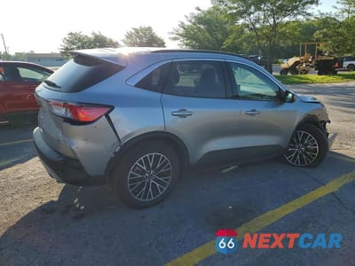Trzecie zdjęcie samochodu z tyłu: 2022 FORD ESCAPE SEL VIN:1FMCU0KZ9NUB98294 - miniatura