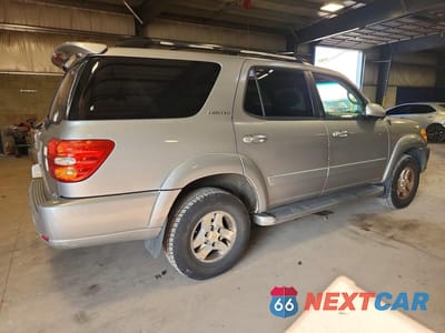 Trzecie zdjęcie samochodu z tyłu: 2002 TOYOTA SEQUOIA LIMITED VIN:5TDBT48A82S116583 - miniatura