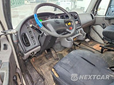 Zdjęcie 8 z 12 samochodu: 2016 FREIGHTLINER BUSINESS CLASS M2 BUCKET TRUCK VIN:1FVACYCY5GHHH2987 - miniatura
