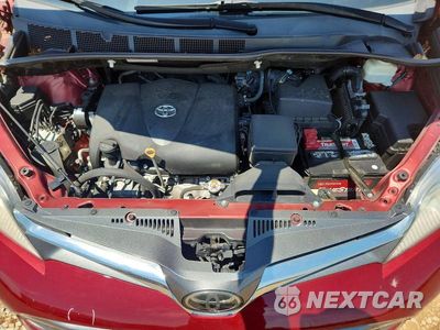 Zdjęcie 12 z 13 samochodu: 2019 TOYOTA SIENNA XLE 8-PASSENGER VIN:5TDYZ3DC8KS989602 - miniatura