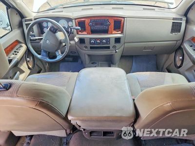 Zdjęcie 8 z 12 samochodu: 2006 DODGE RAM VIN:3D7KR19DX6G198512 - miniatura