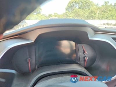Zdjęcie 9 z 13 samochodu: 2019 CHEVROLET CORVETTE VIN:1G1YW2D77K5106710 - miniatura