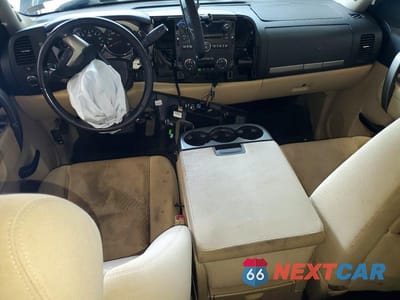 Zdjęcie 8 z 13 samochodu: 2010 CHEVROLET SILVERADO K1500 LT VIN:3GCRKSE32AG230314 - miniatura