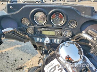 Zdjęcie 7 z 8 samochodu: 2013 HARLEY-DAVIDSON FLHTK ELECTRA GLIDE ULTRA LIMITED VIN:1HD1KEM10DB690453 - miniatura