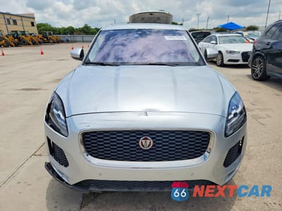 Piąte zdjęcie samochodu w środku: 2018 JAGUAR E-PACE S VIN:SADFJ2FXXJ1Z05532 - miniatura