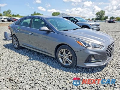 Czwarte zdjęcie samochodu z boku: 2018 HYUNDAI SONATA SEL VIN:5NPE34AF7JH647314 - miniatura