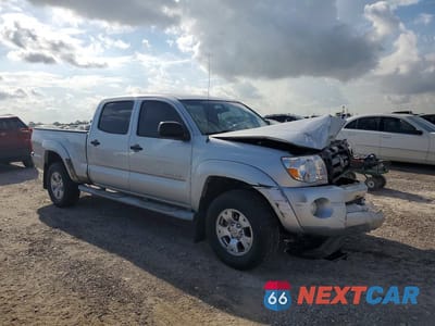 Czwarte zdjęcie samochodu z boku: 2006 TOYOTA TACOMA DOUBLE CAB PRERUNNER LONG BED VIN:3TMKU72NX6M006036 - miniatura