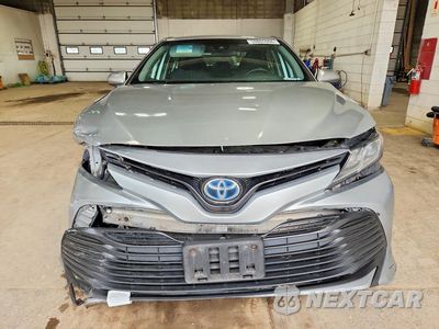 Piąte zdjęcie samochodu w środku: 2019 TOYOTA CAMRY LE VIN:4T1B31HK8KU006003 - miniatura