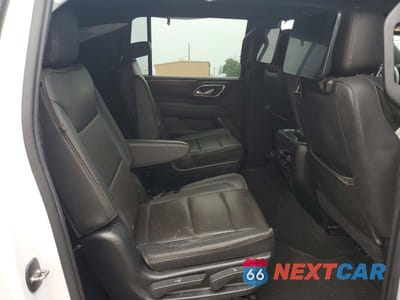 Zdjęcie 11 z 13 samochodu: 2021 CHEVROLET SUBURBAN K1500 HIGH COUNTRY VIN:1GNSKGKL4MR403359 - miniatura