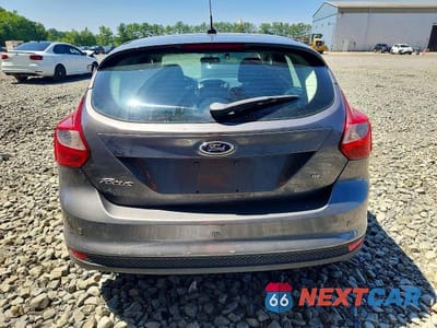 Zdjęcie 6 z 12 samochodu: 2013 FORD FOCUS SE VIN:1FADP3K28DL305043 - miniatura