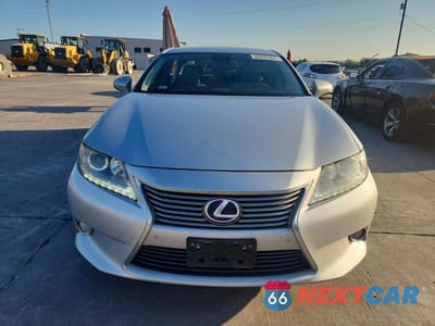 Piąte zdjęcie samochodu w środku: 2013 LEXUS ES 300H VIN:JTHBW1GG9D2004816 - miniatura