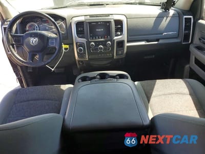 Zdjęcie 8 z 12 samochodu: 2019 RAM 1500 CLASSIC SLT VIN:1C6RR7TT8KS695709 - miniatura