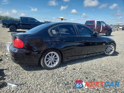 Trzecie zdjęcie samochodu z tyłu: 2010 BMW 328 I VIN:WBAPH7G52ANM53376 - miniatura