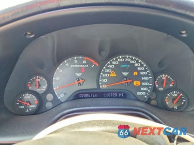 Zdjęcie 9 z 13 samochodu: 1999 CHEVROLET CORVETTE VIN:1G1YY22G8X5104212 - miniatura