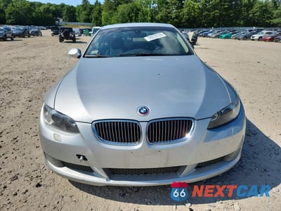 Piąte zdjęcie samochodu w środku: 2007 BMW 335 I VIN:WBAWB735X7P032957 - miniatura