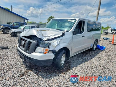 2017 NISSAN NV 3500 HD S 5BZBF0AA4HN853210 - główne zdjęcie licytacji z USA - miniatura