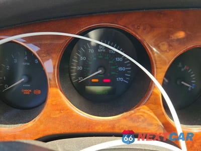 Zdjęcie 9 z 12 samochodu: 1999 JAGUAR XK8 VIN:SAJGX204XXC041884 - miniatura