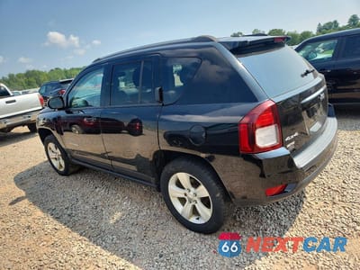 Drugie zdjęcie samochodu z przodu: 2016 JEEP COMPASS SPORT VIN:1C4NJDBB9GD627016 - miniatura