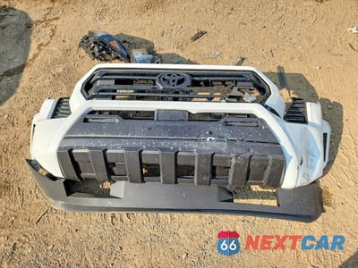 Zdjęcie 12 z 13 samochodu: 2026 TOYOTA TACOMA SR VIN:3TYJDAHN3TT044451 - miniatura