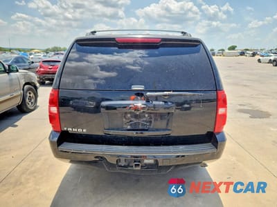 Zdjęcie 6 z 13 samochodu: 2014 CHEVROLET TAHOE C1500 LT VIN:1GNSCBE09ER213589 - miniatura