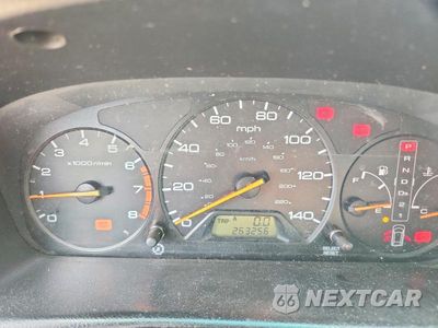 Zdjęcie 9 z 14 samochodu: 2004 HONDA ODYSSEY EX VIN:5FNRL18814B084660 - miniatura