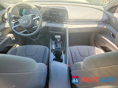 Zdjęcie 8 z 12 samochodu: 2025 HYUNDAI ELANTRA HYBRID BLUE VIN:KMHLM4DJ3SU150381 - miniatura