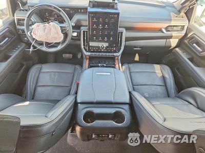 Zdjęcie 8 z 13 samochodu: 2025 GMC YUKON XL DENALI VIN:1GKS2JRLXSR172268 - miniatura