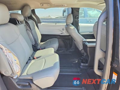 Zdjęcie 11 z 13 samochodu: 2026 TOYOTA SIENNA XLE 8-PASSENGER VIN:5TDYRKEC0TS293021 - miniatura