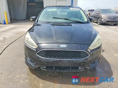 Piąte zdjęcie samochodu w środku: 2015 FORD FOCUS SE VIN:1FADP3K25FL340514 - miniatura